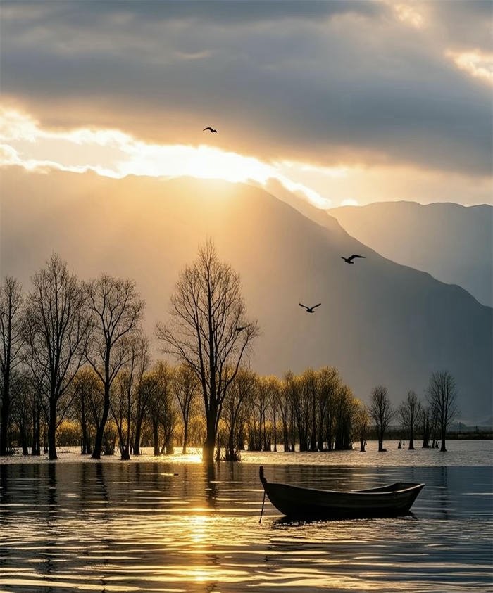 hình hồ nước an trú