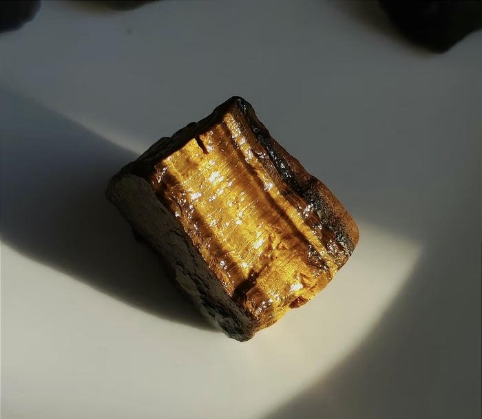 hình phong thuỷ đá mắt hổ đẹp