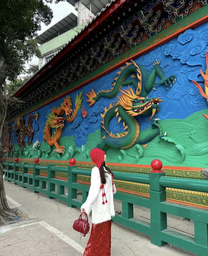 hình rồng phong thủy sang trọng