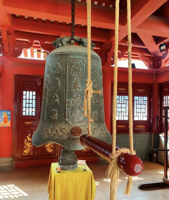 hình tài lộc chuông đồng cổ phong thuỷ