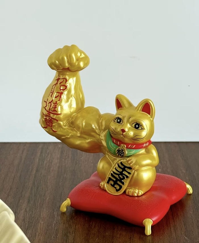 linh vật vàng mang tài khí