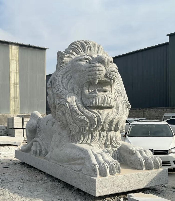 mẫu tượng sư tử phong thủy trụ vững