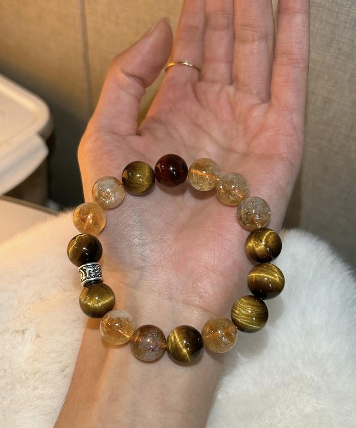 phong thuỷ đá mắt hổ hút tài