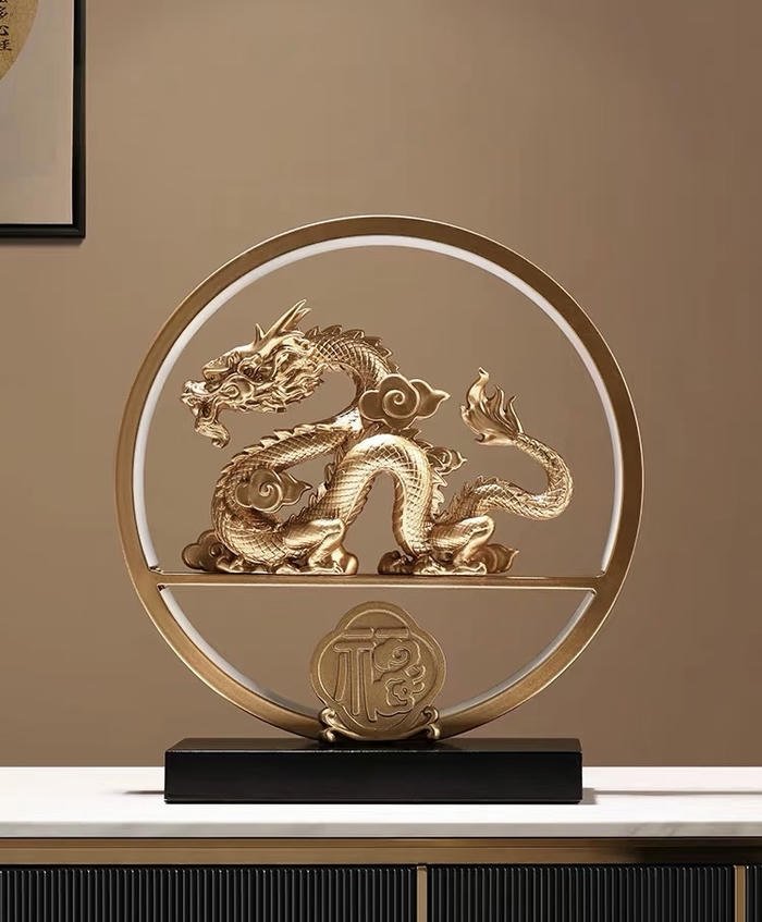 phong thủy linh vật vàng tỏa sáng