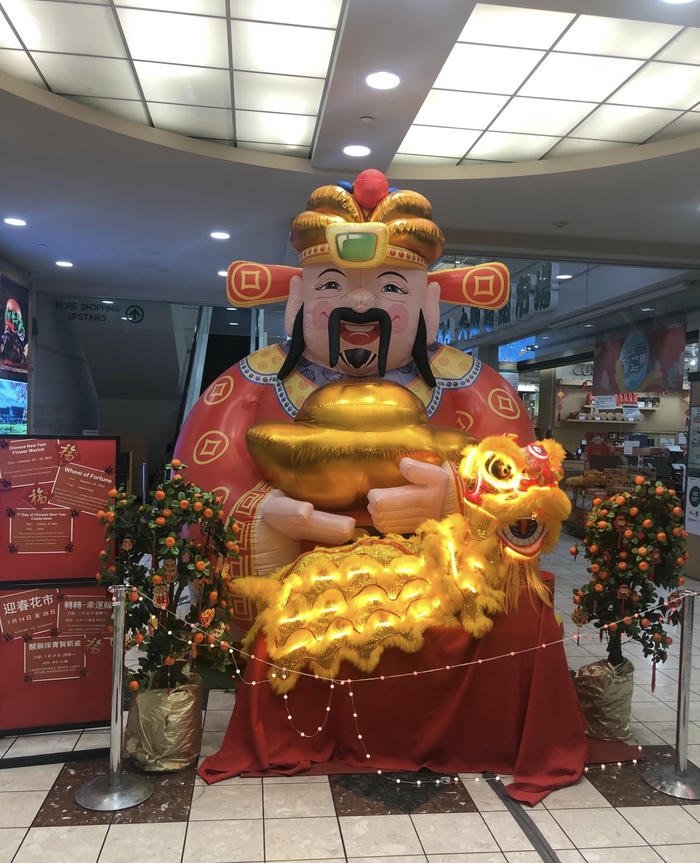 sự sung túc từ thần tài