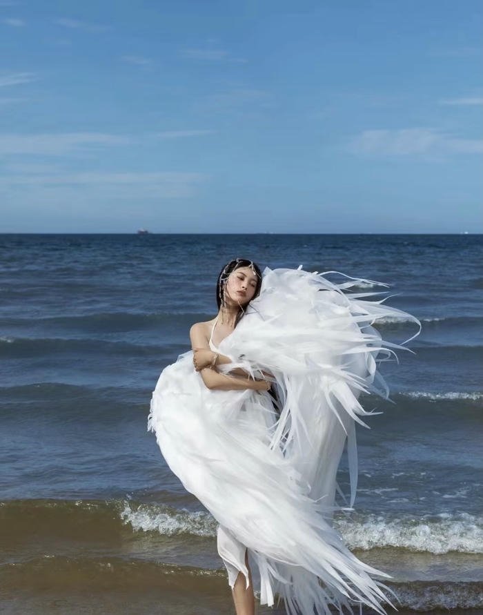 thiên thần ánh sáng ánh vàng