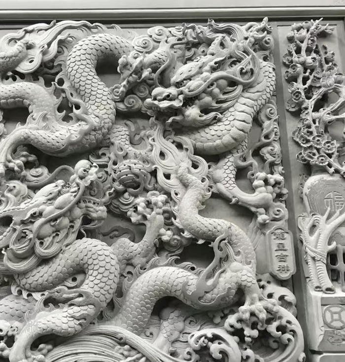 tường rồng mang năng lượng dương