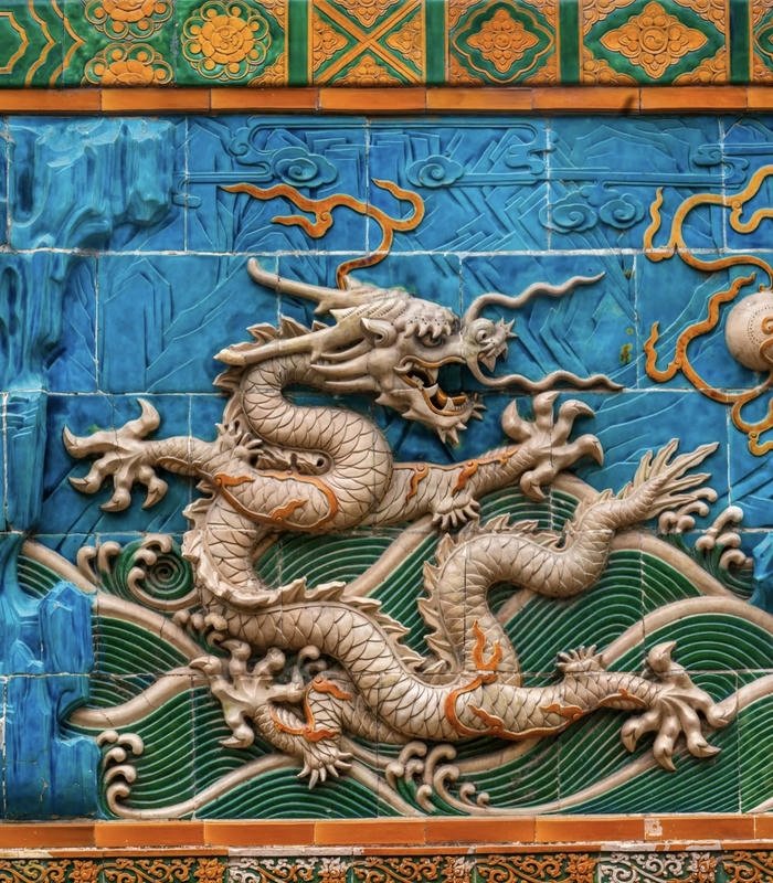 tường rồng phong thủy vượng khí